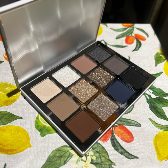 MAKEUP BY MARIO | Ethereal Eyes : Moonlight Eyeshadow Palette - Picture 5 of 5